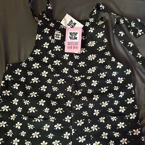 Lucy & Yak Original Dungaree Shorts: Daisy Dream Print